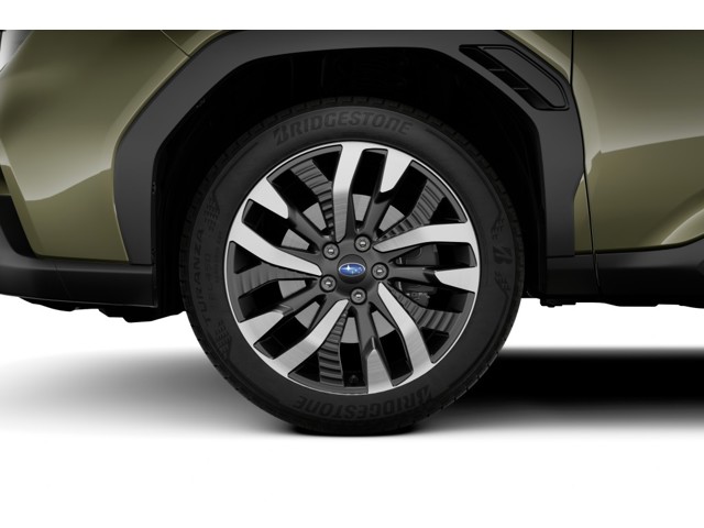 2025 Subaru Forester Touring photo 9