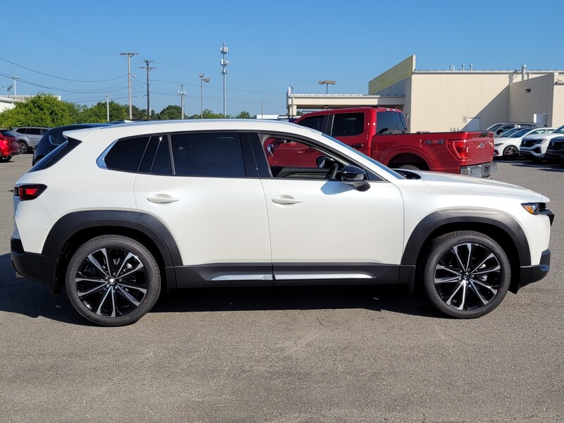 2025 Mazda CX-50 2.5 Premium Plus photo 2