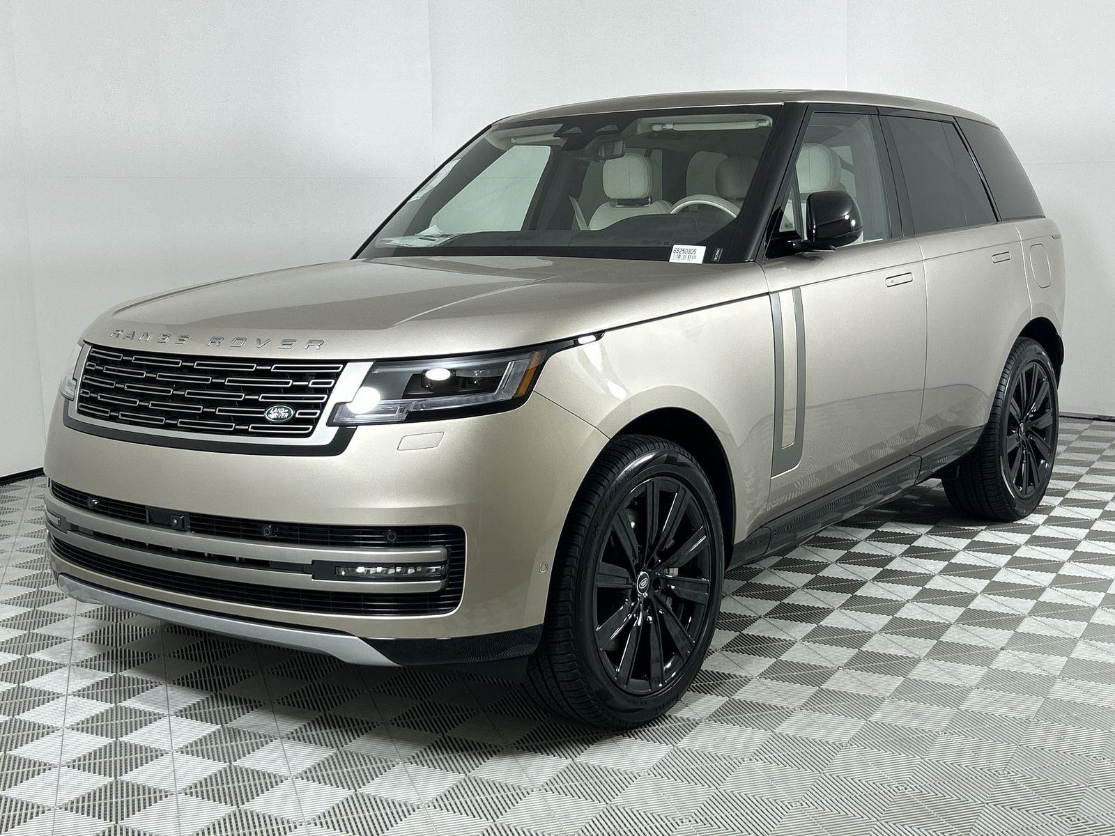 2025 Land Rover Range Rover SE's photo