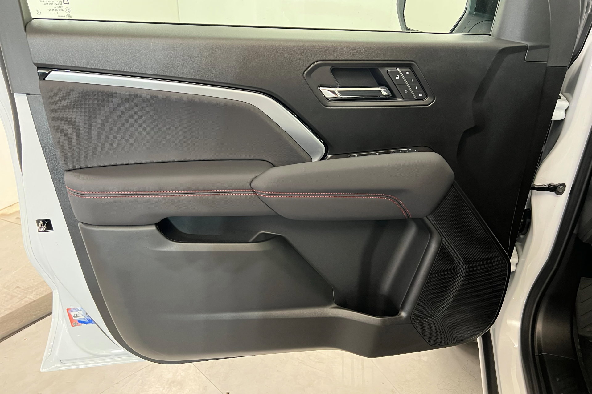 2026 Chevrolet Colorado Z71 photo 14