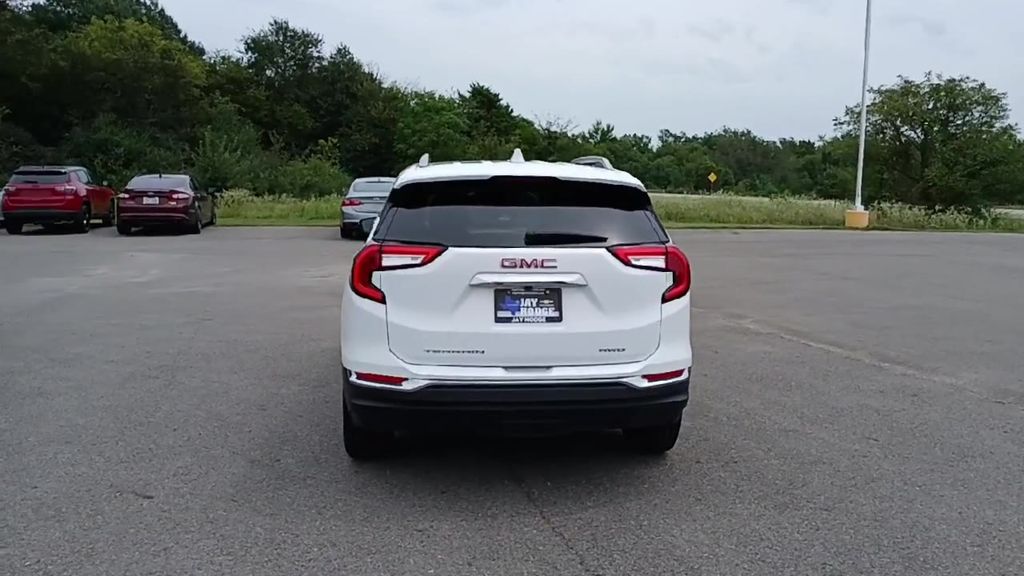 2024 Gmc Terrain SLT photo 7