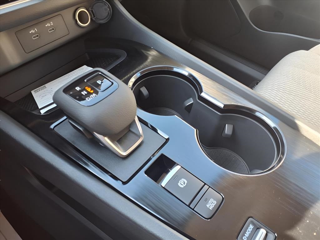2025 Nissan Rogue SV photo 20