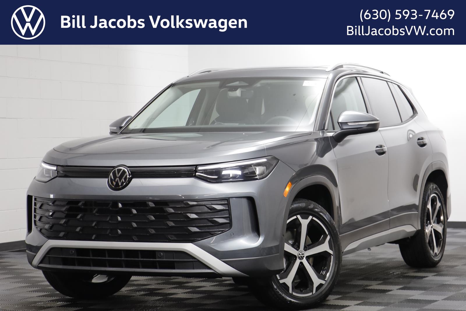 2026 Volkswagen Tiguan SE's photo