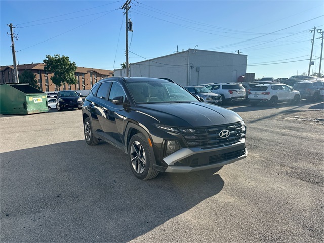 2025 Hyundai Tucson SEL Convenience photo 4