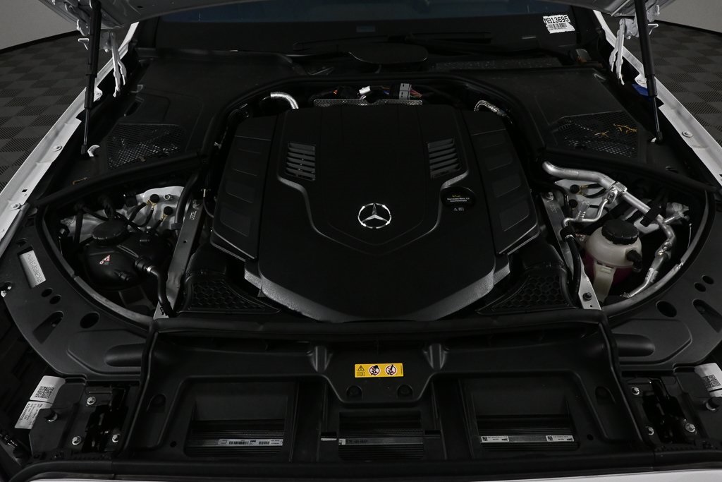 2025 Mercedes Benz S 450 580 4MATIC photo 4