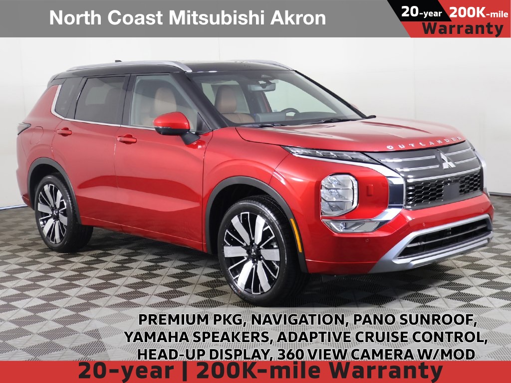 2025 Mitsubishi Outlander SEL's photo