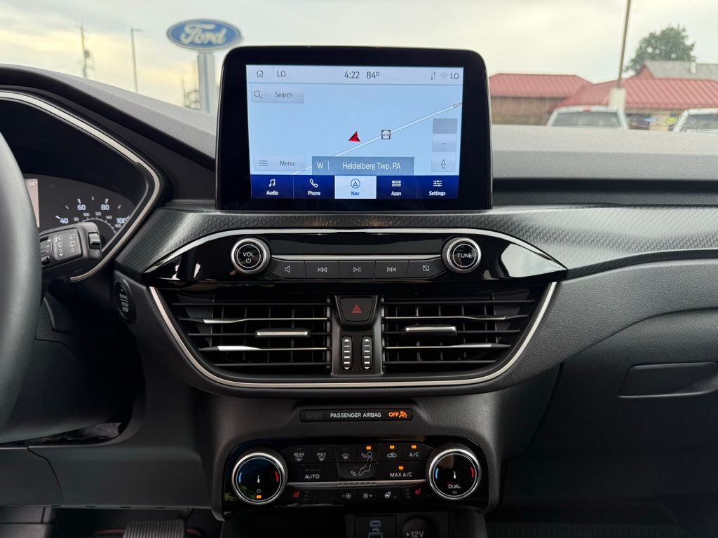 2022 Ford Escape SEL photo 18