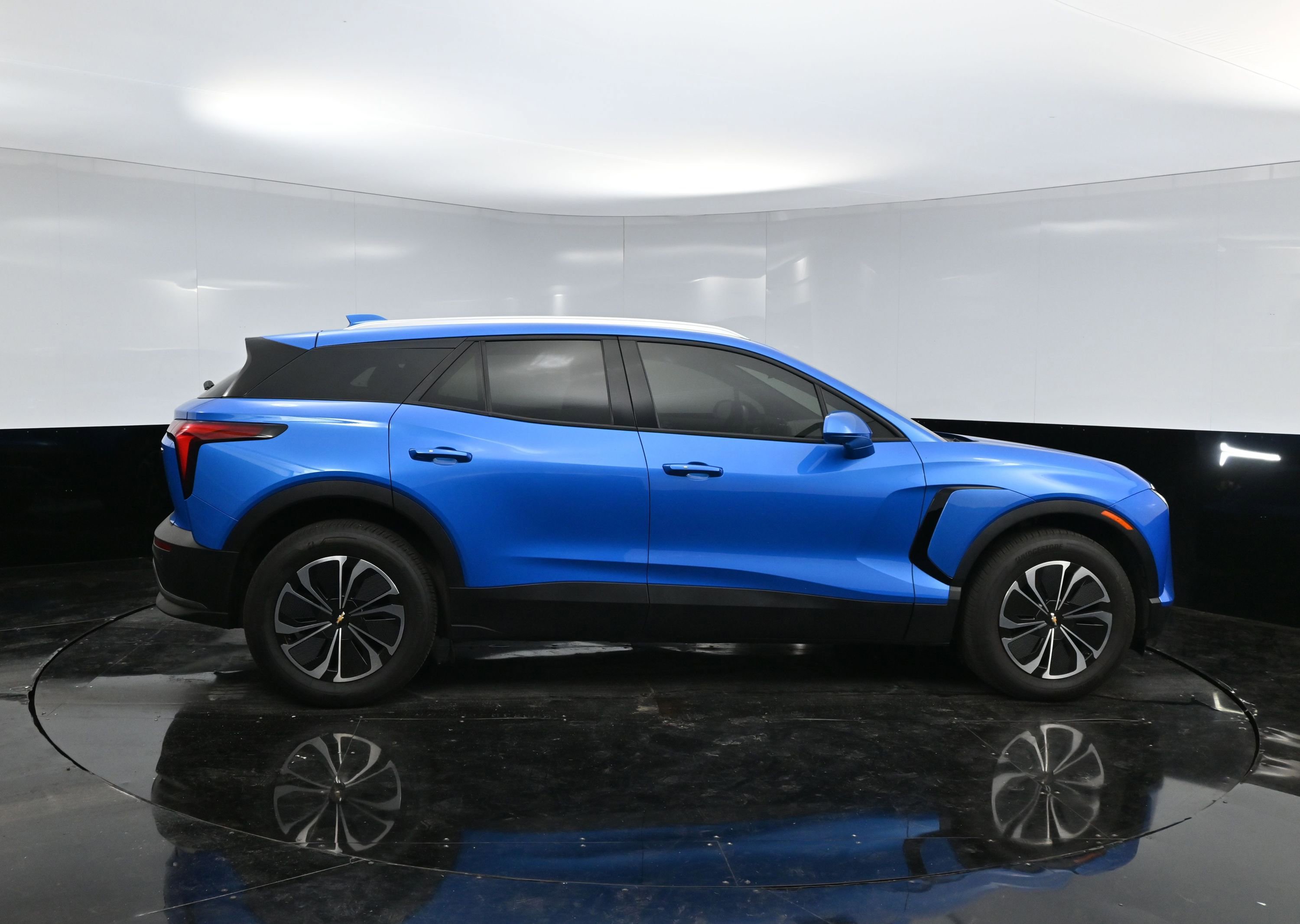 2024 Chevrolet Blazer EV photo 8
