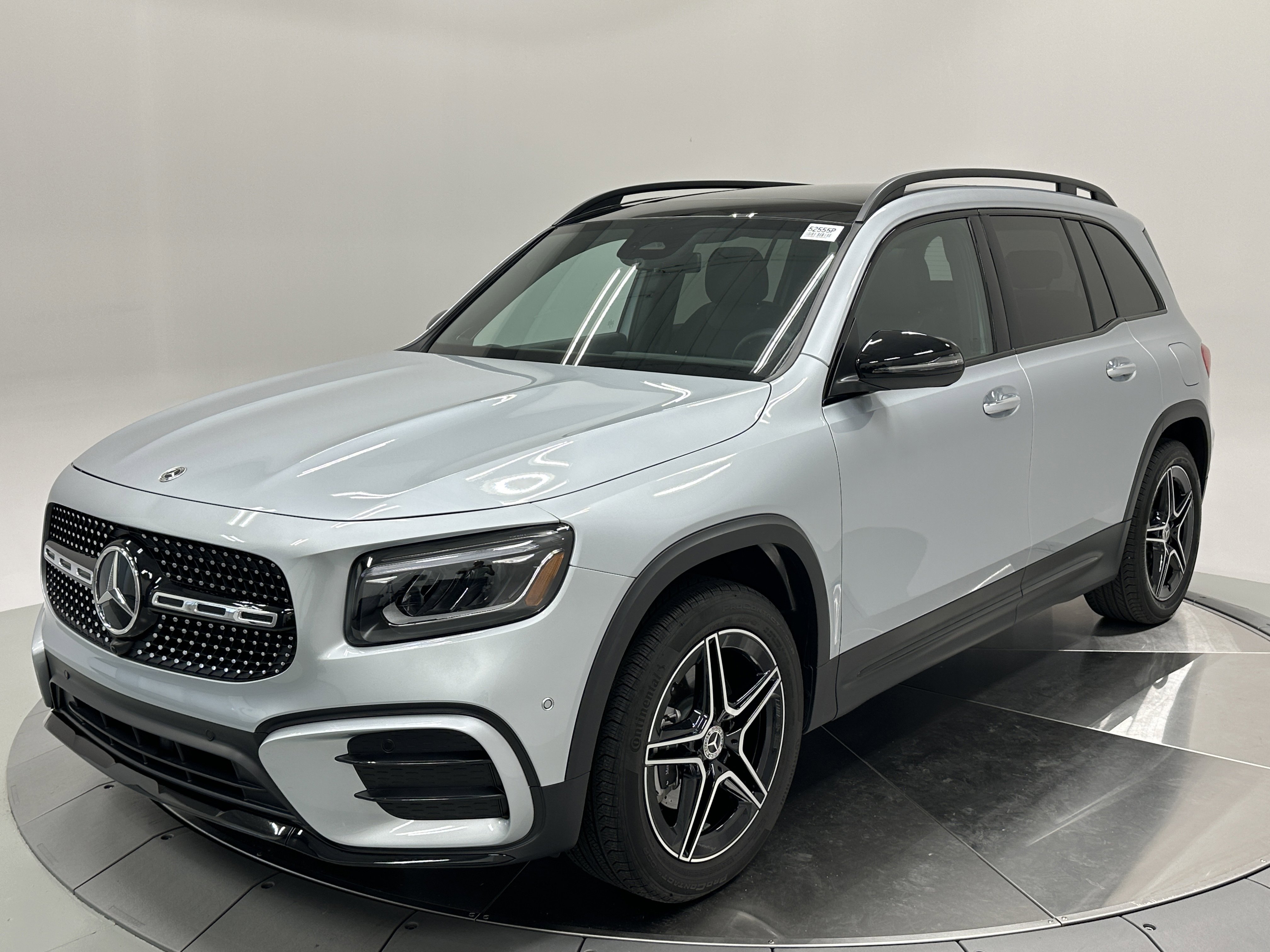 2024 Mercedes Benz GLB 250 photo 3