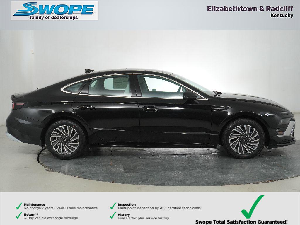 2025 Hyundai Sonata Hybrid Limited photo 2