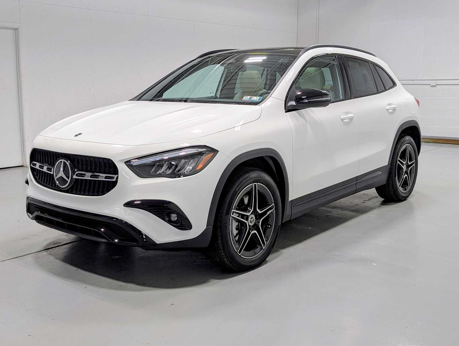 2026 Mercedes-Benz GLA GLA 250's photo