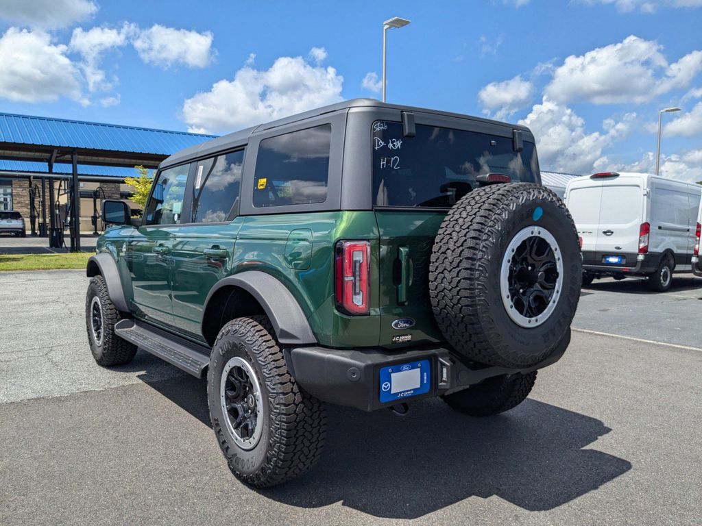 2025 Ford Bronco Outer Banks photo 5