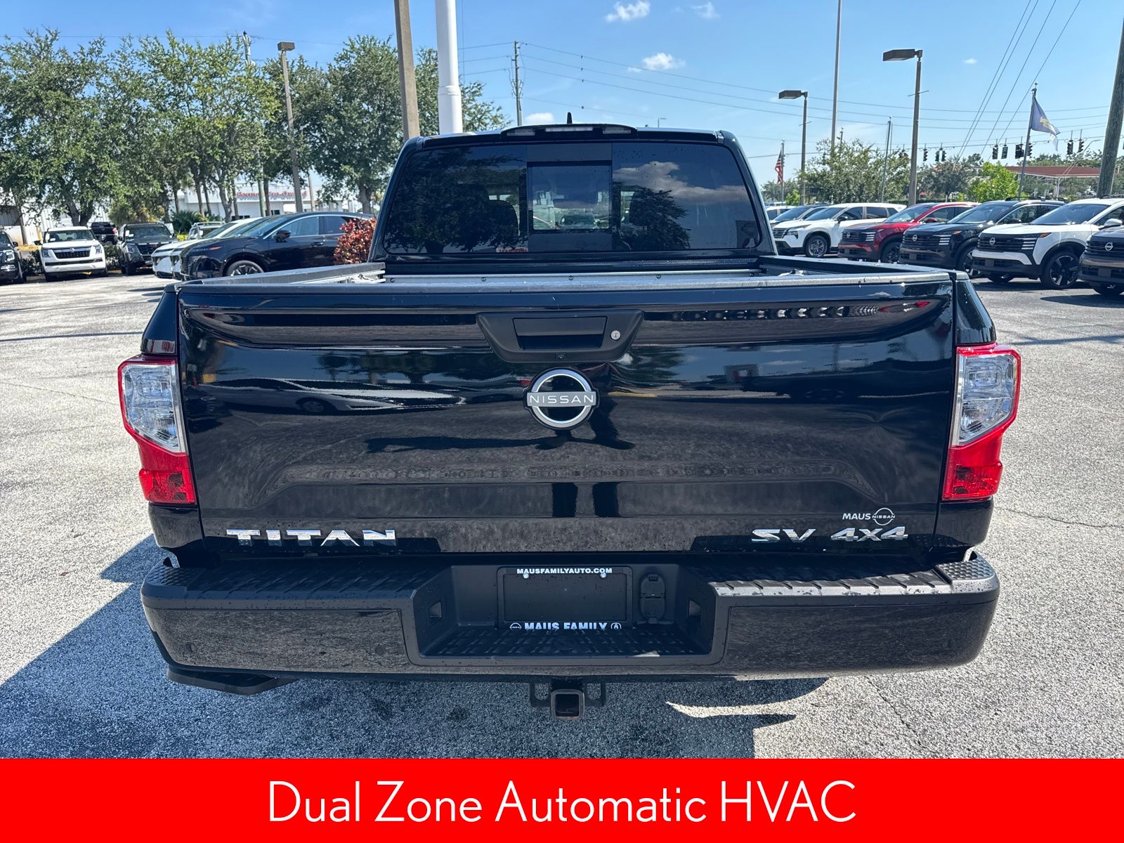 2024 Nissan Titan SV photo 4