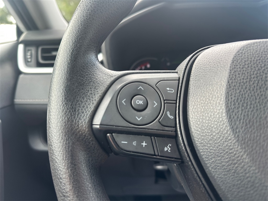 2024 Toyota RAV4 LE photo 25
