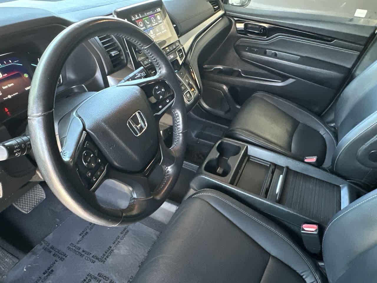 2022 Honda Odyssey Touring photo 12