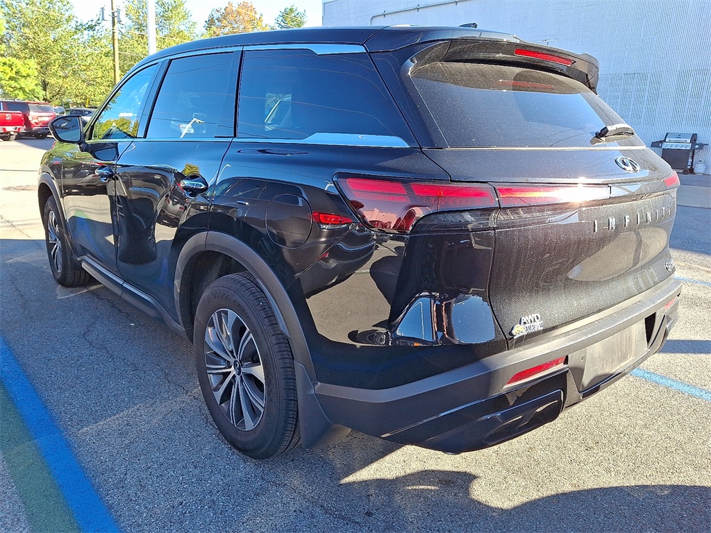 2025 Infiniti QX60 Pure photo 4