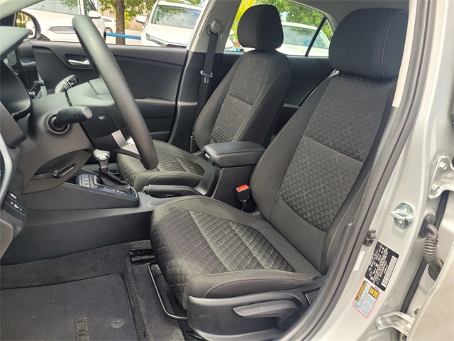 2023 Kia Rio S photo 3
