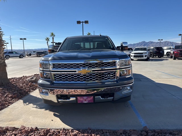 2015 Chevrolet Silverado 1500 LTZ photo 2