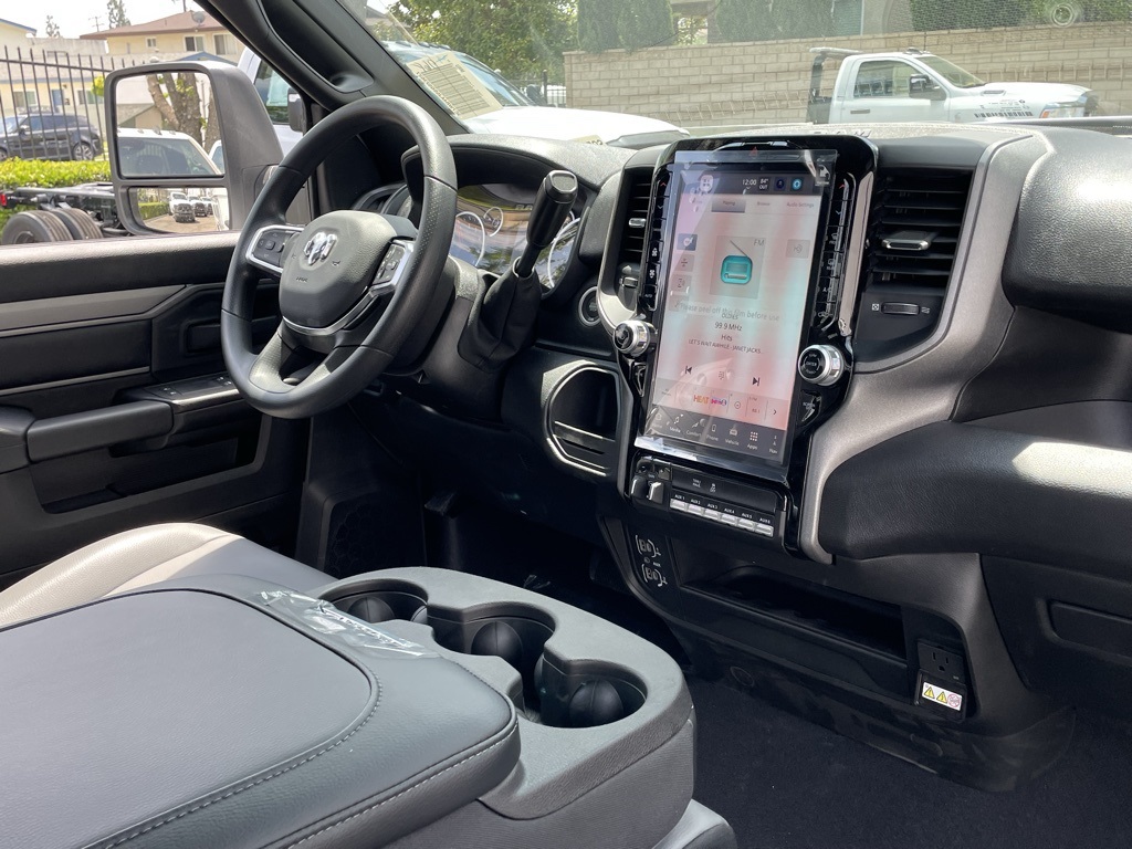 2025 Ram 2500 Tradesman photo 19