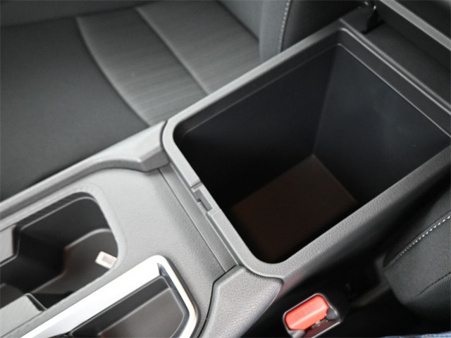 2025 Nissan Sentra SV photo 23