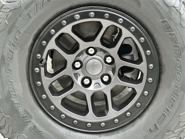 2022 Jeep Wrangler Unlimited Rubicon photo 2