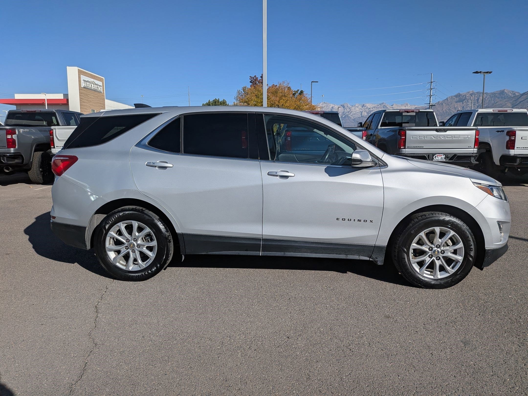 Used 2019 Chevrolet Equinox LT with VIN 2GNAXKEV2K6239275 for sale in American Fork, UT