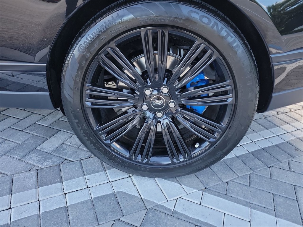 2019 Land Rover Range Rover SuperCharged photo 9