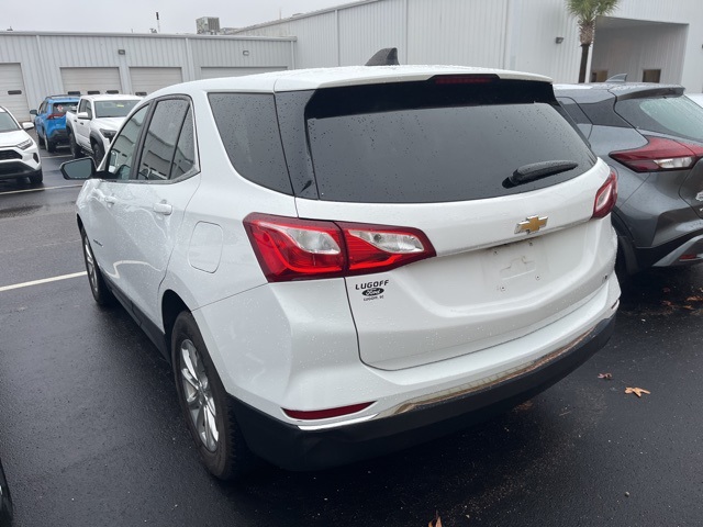 2021 Chevrolet Equinox LT photo 2