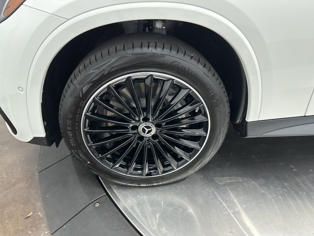 2026 Mercedes Benz GLC 300 4MATIC photo 25