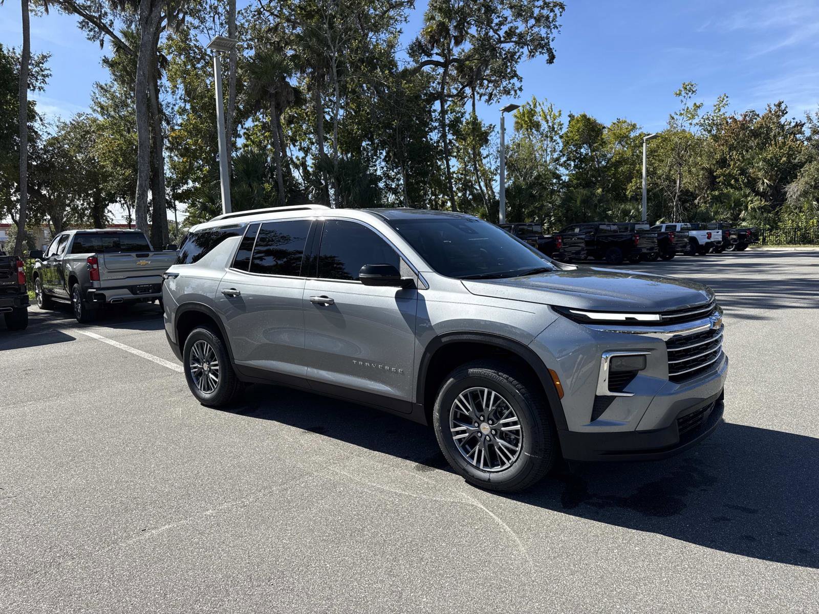 2026 Chevrolet Traverse LT's photo