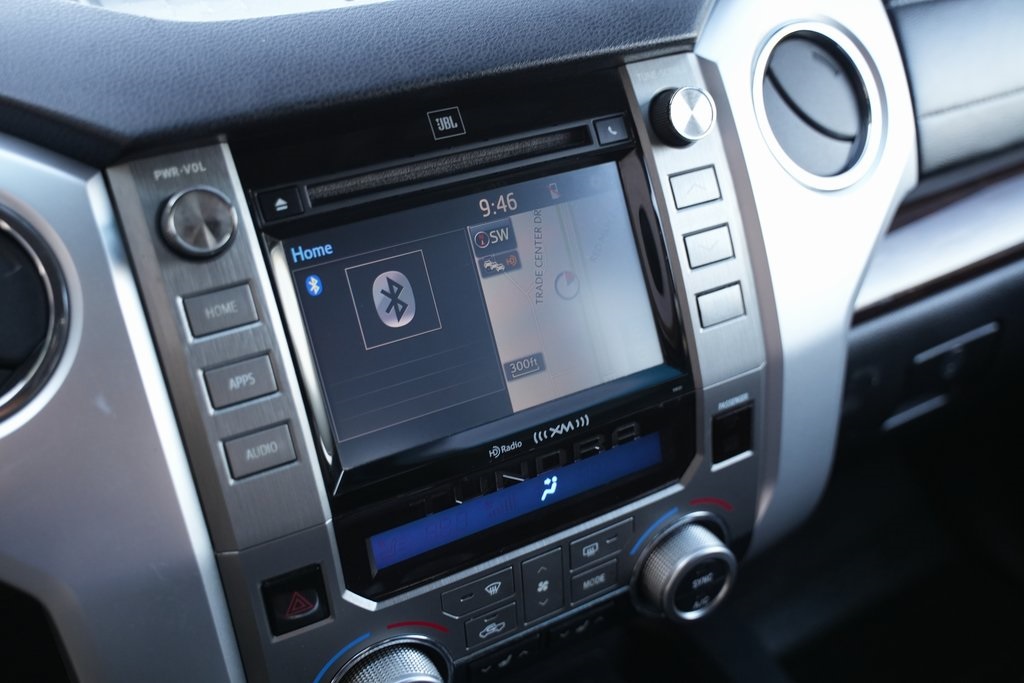2017 Toyota Tundra Limited photo 27