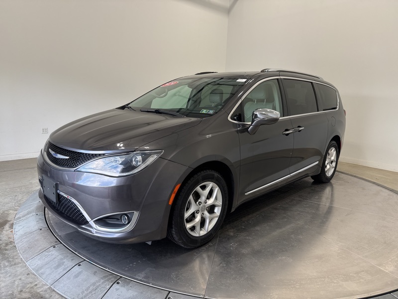 2020 Chrysler Pacifica Limited photo 3