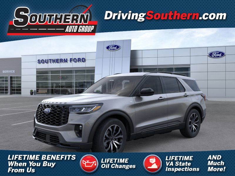2025 Ford Explorer ST-LINE's photo