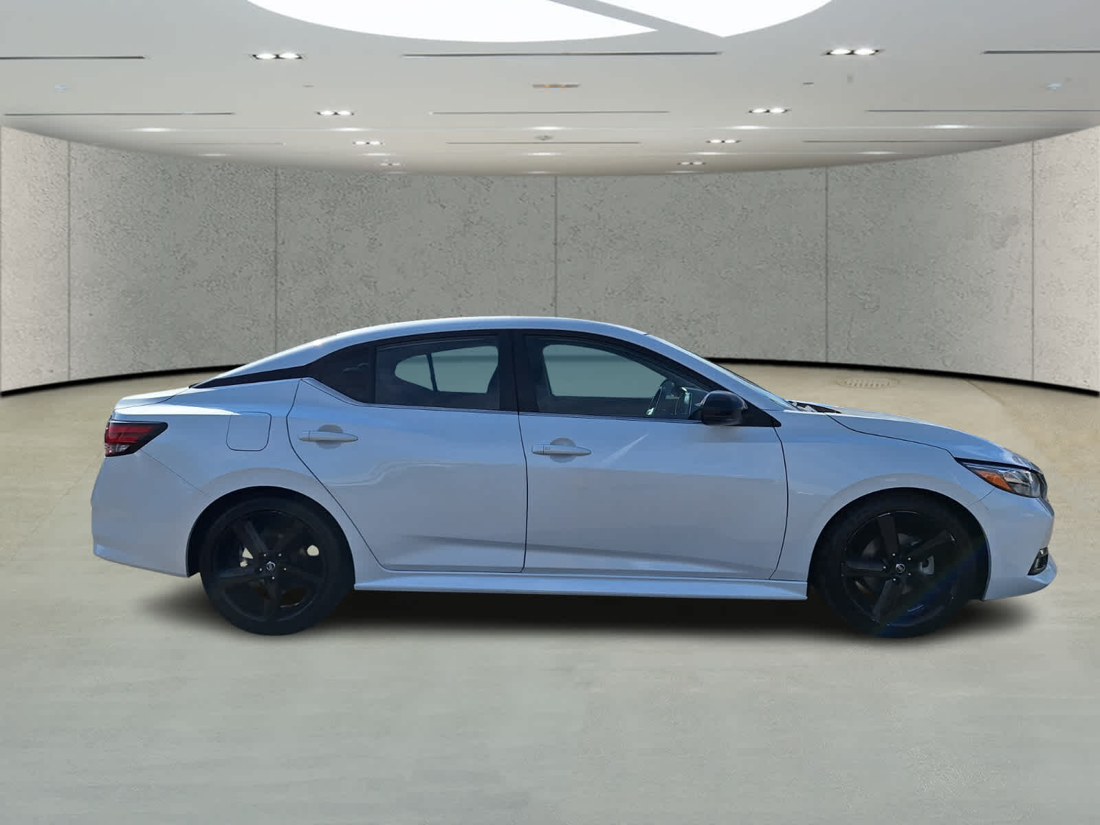 2021 Nissan Sentra SR photo 4