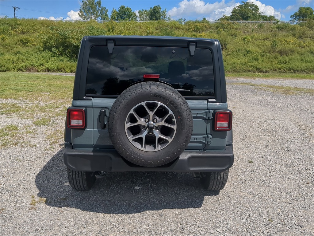 2025 Jeep Wrangler Sport S photo 3
