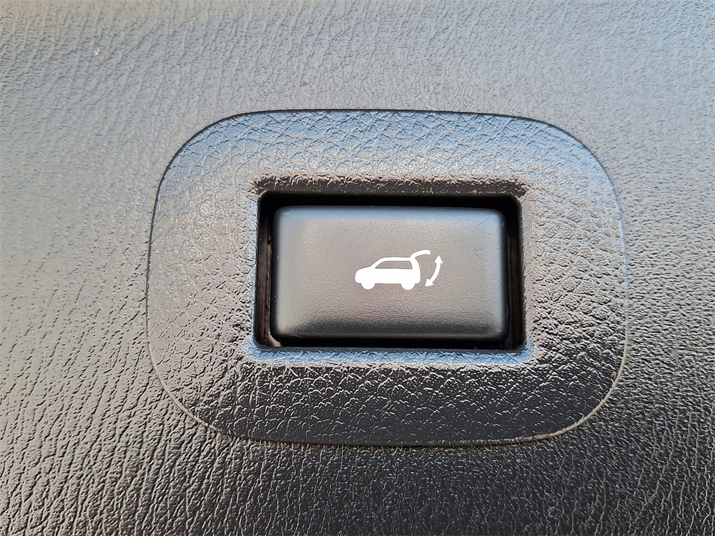 2019 Infiniti QX80 Luxe photo 24