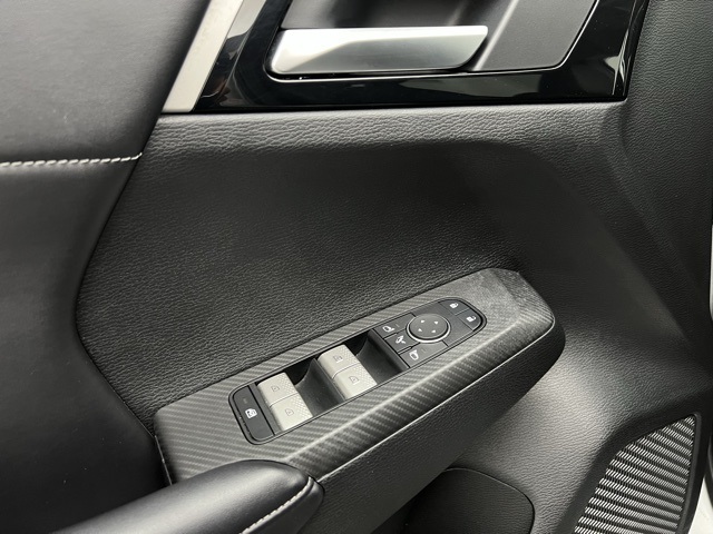 2024 Mitsubishi Outlander SE Ralliart photo 31