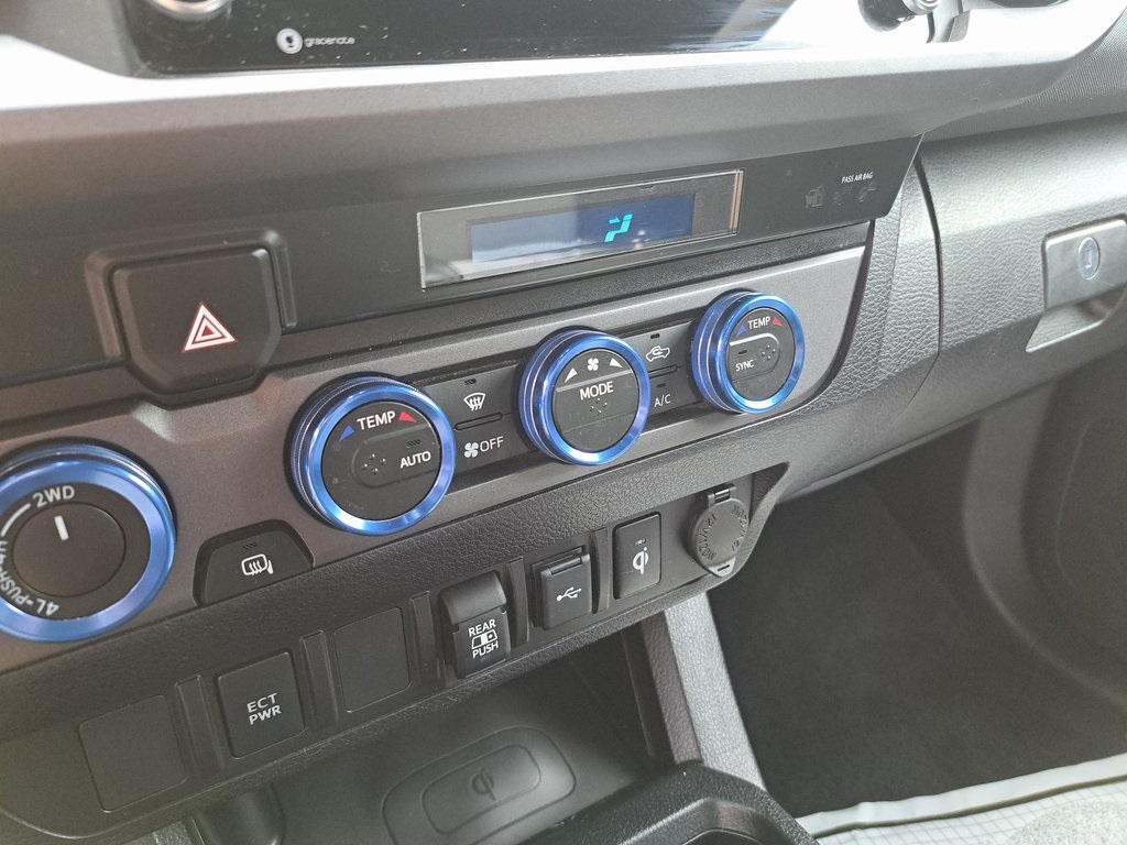 2021 Toyota Tacoma TRD Sport photo 16