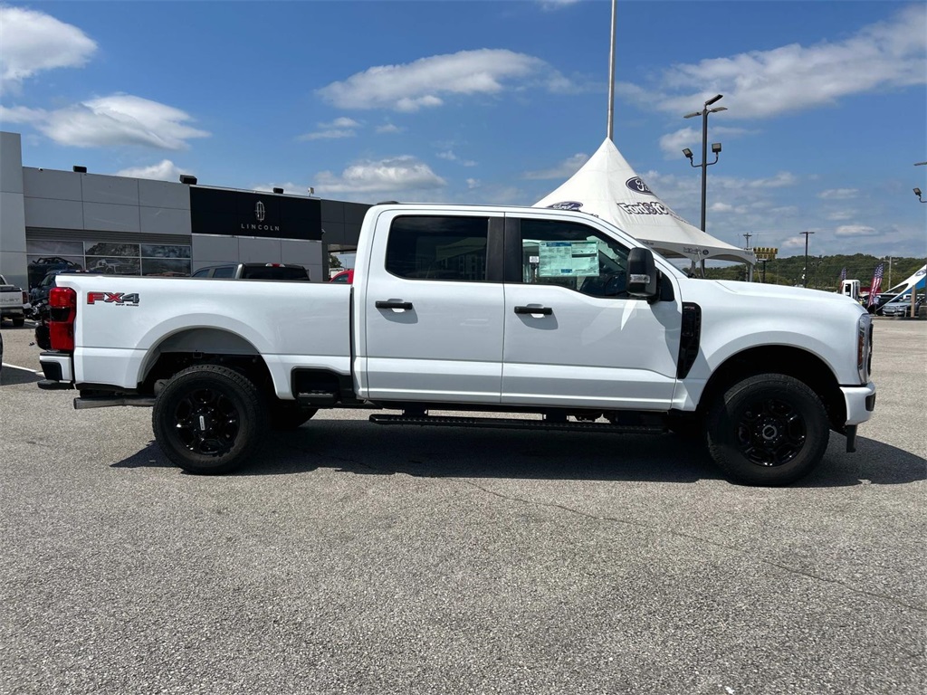 2026 Ford F-250 XL photo 2