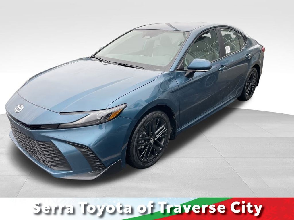 2026 Toyota Camry SE's photo