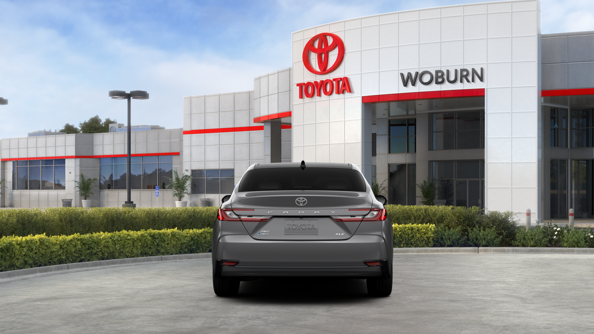 2025 Toyota Camry XLE photo 8