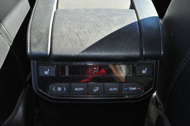 2023 Toyota Highlander Hybrid Platinum photo 18