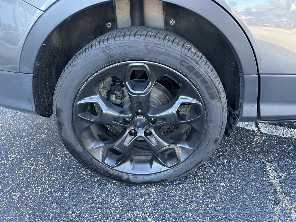 2014 Ford Escape Titanium photo 32