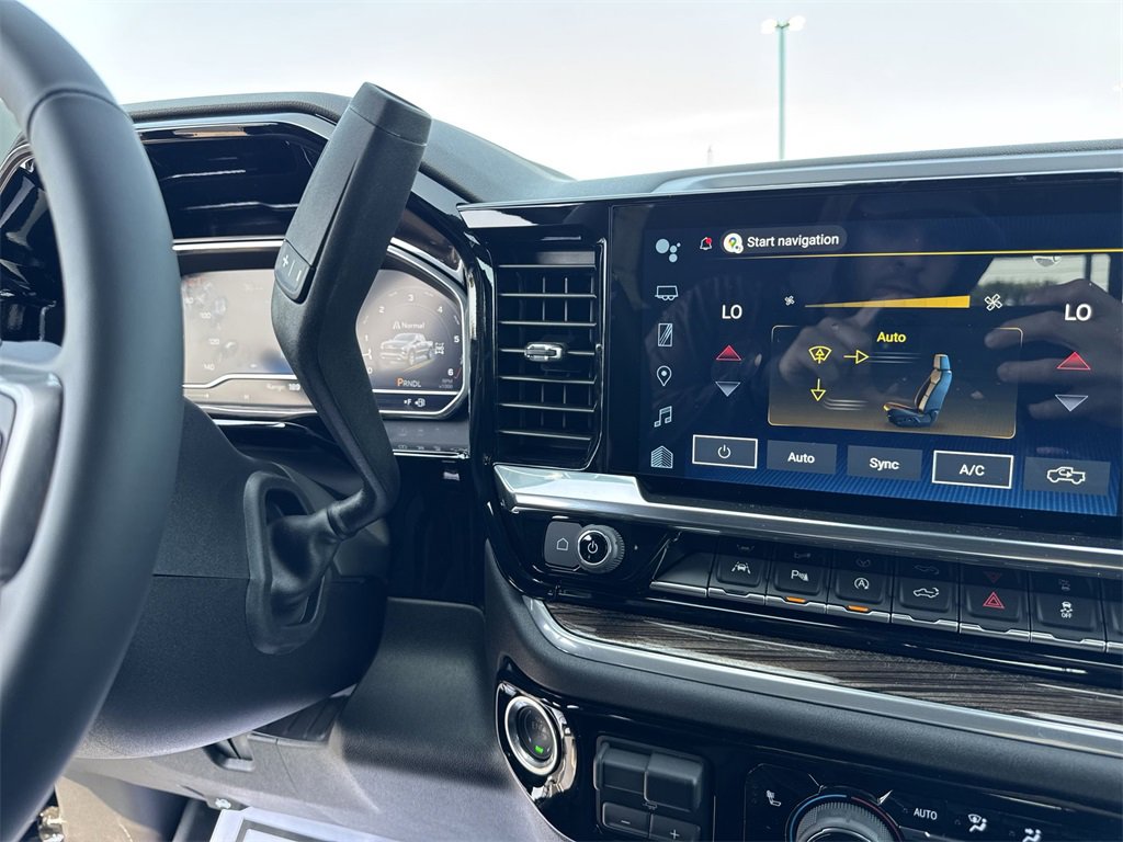 2025 Chevrolet Silverado 1500 LT photo 20