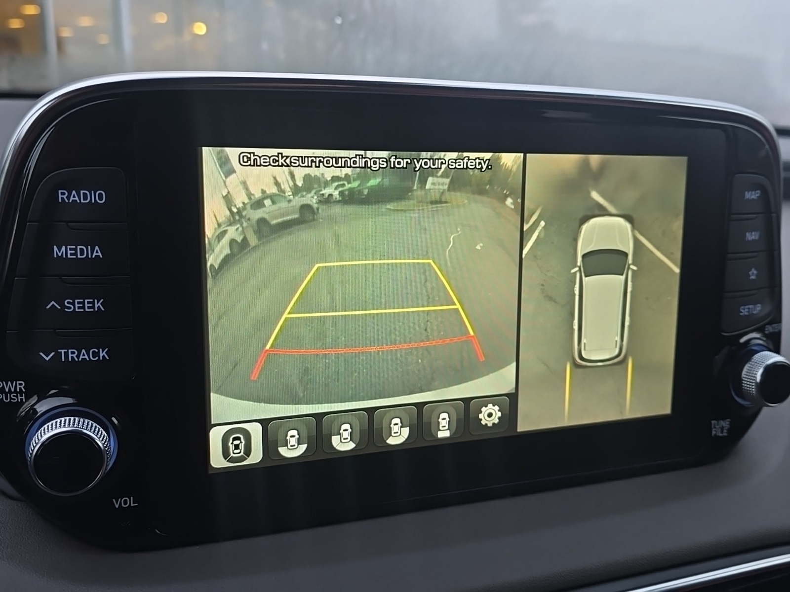2020 Hyundai Santa Fe Limited photo 18