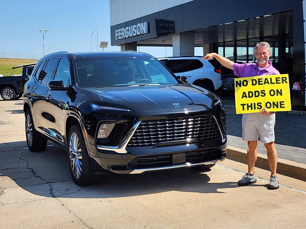 2026 Buick Enclave Avenir's photo