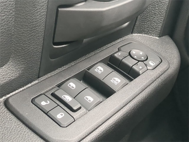 2025 Ram 2500 Tradesman photo 23