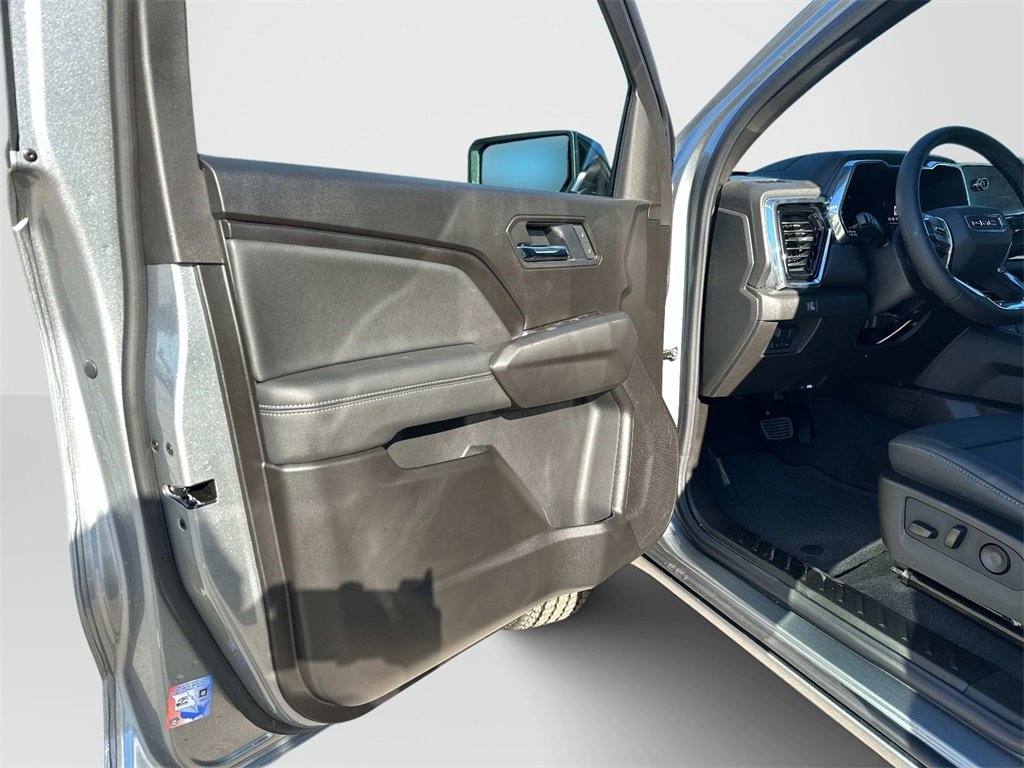 2025 Gmc Canyon Elevation photo 15