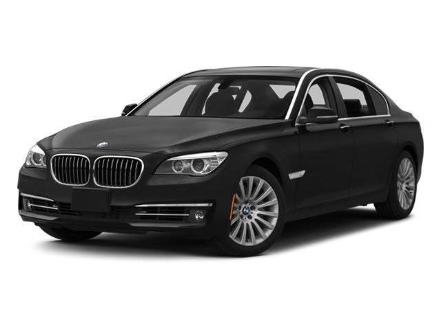 2013 BMW 7 Series 740i's photo