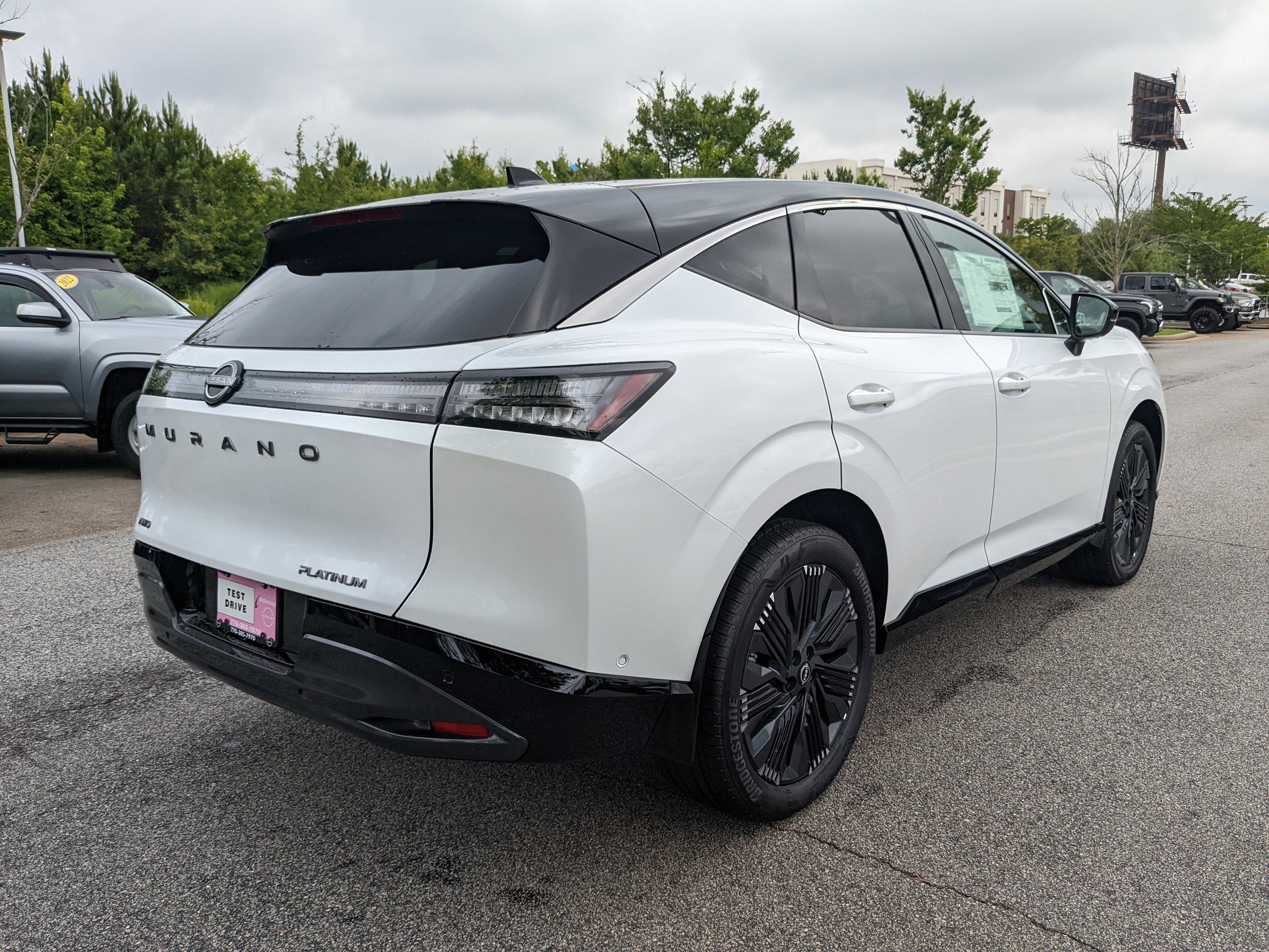 2025 Nissan Murano Platinum photo 3
